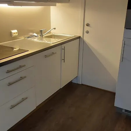 Apartment Modern Center